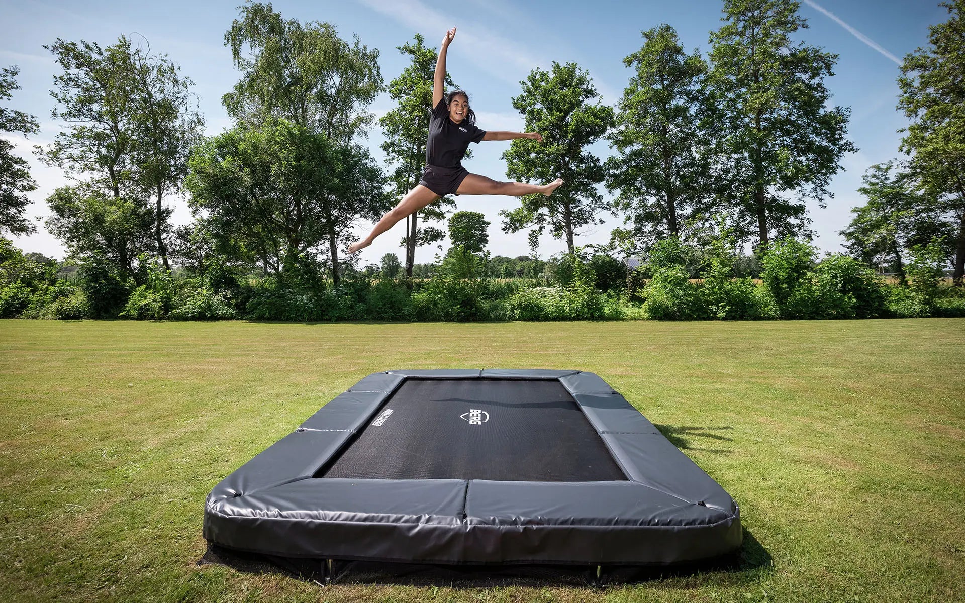 BERG SPORTS Ultim Champion InGround 330 Grey